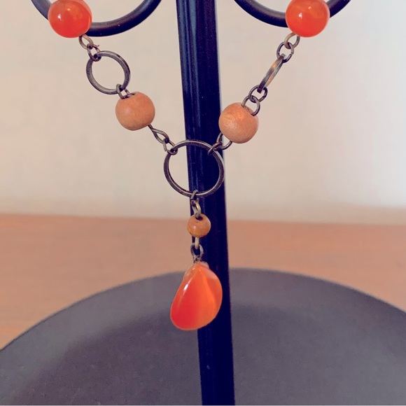 Orange beaded necklace and matching earrings with suede straps. Cute set! - Picture 5 of 8